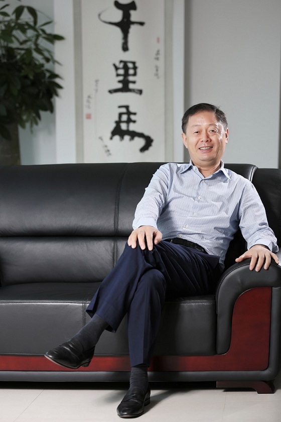 深圳商报专访熊建明：“自我超越”决定深圳格局