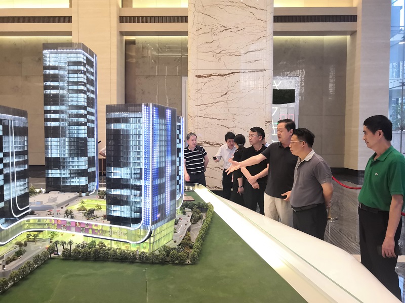 南昌市政府刘建洋市长一行莅临方大城考察调研