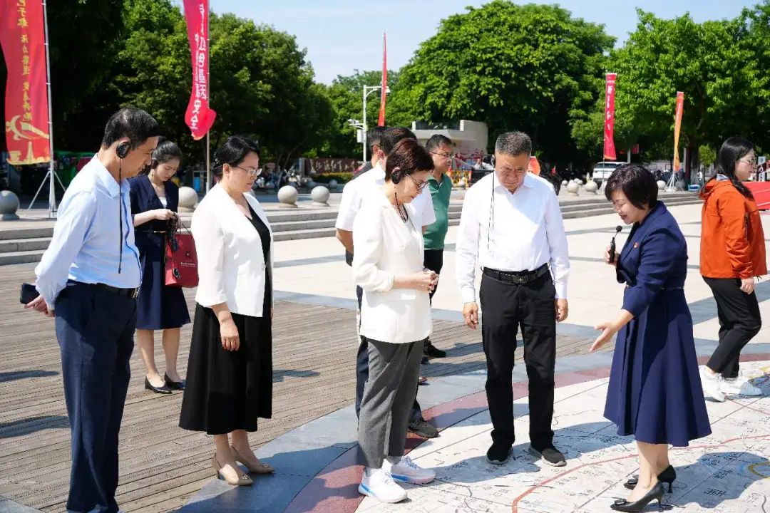 我会名誉会长王再兴陪同香港特别行政区第五任行政长官林郑月娥赴江西考察交流