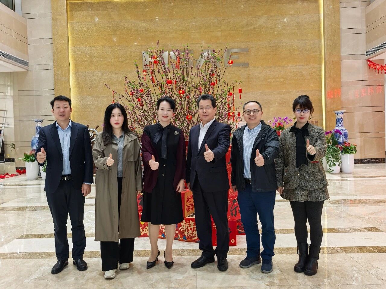 九江市政府驻深办主任黄丽一行来访调研